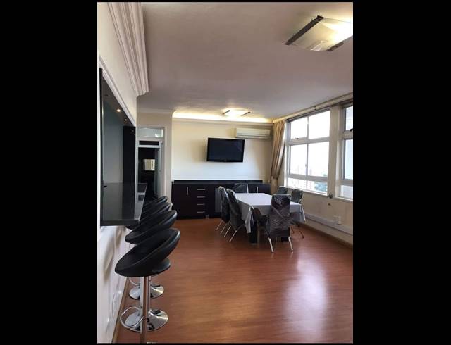 2 BEDROOM APARTMENT TO LET IN GLENWOOD